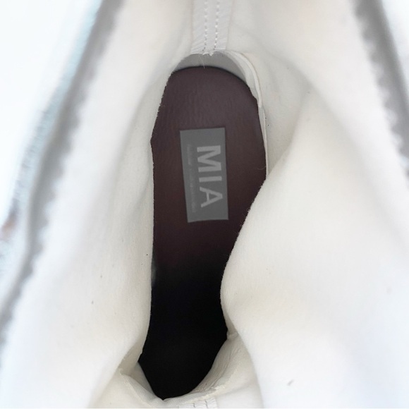 MIA Metallic Silver Rachell Pointed Toe Western Cowboy Boots NEW Festival - Picture 5 of 10